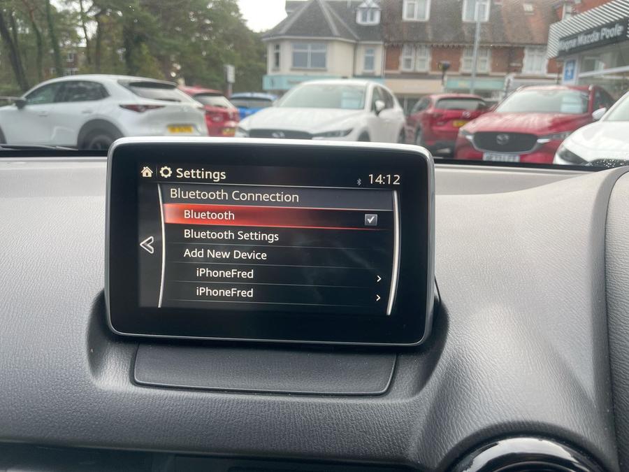 Mazda Mazda2 Photo spincar-f873cc65167d2abd75fcabb2fd08103f3b27d1c1.jpg