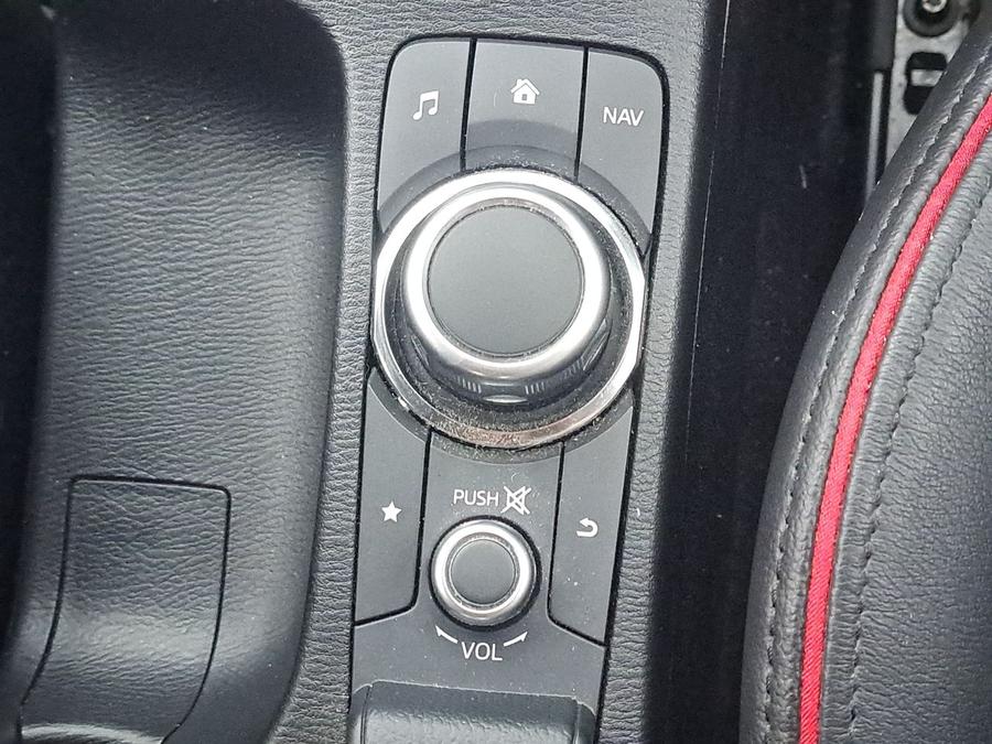 Mazda Mazda2 Photo spincar-f99a1217d33be04eea02bd0fbfcd18cc8d90722b.jpg