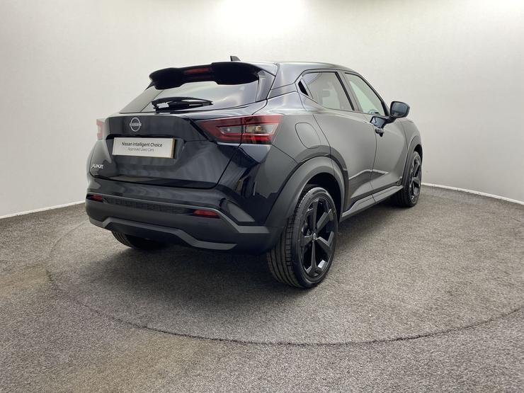 Nissan JUKE Photo spincar-f9fac7396d6f111ac77b1c4b88d488d3fd869a74.jpg