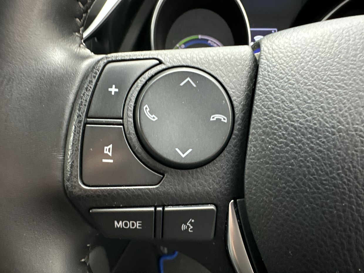 Toyota Auris Photo 10
