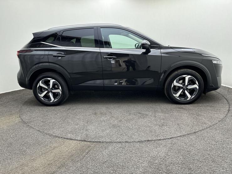 Nissan QASHQAI Photo spincar-fb077b871e2a0bf38d28f3e555ae300bc56e7c5f.jpg