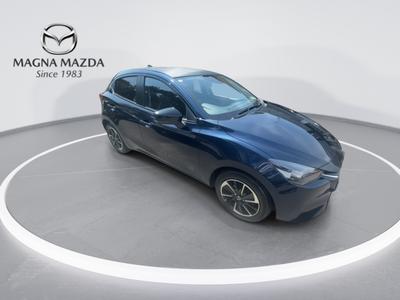 Mazda Mazda2 Photo 1