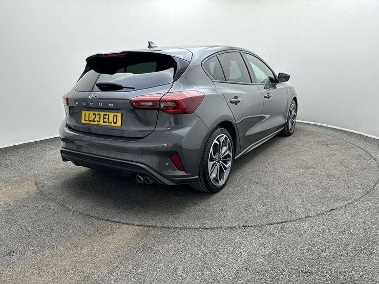 Ford Focus Photo spincar-fb8124f8cd5e31dfa04cb17a52e30f65fcb8eaf0.jpg