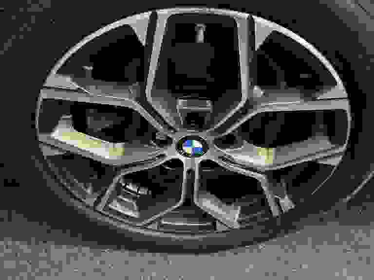 BMW X1 Photo spincar-fba91b2e457dd475c82d1503a7a9569ca378df31.jpg