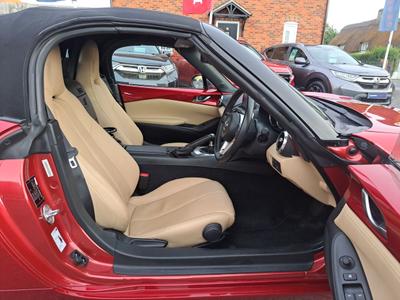 Mazda MX-5 Photo 20