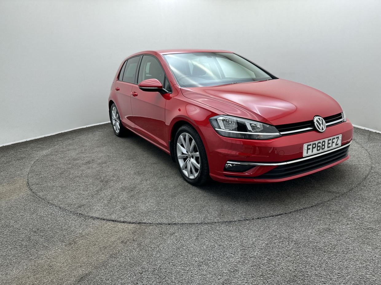 Volkswagen GOLF Photo 1