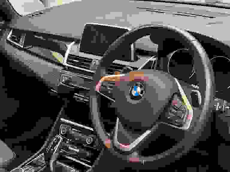 BMW 2 SERIES ACTIVE TOURER Photo spincar-fd4e7626d7dc0db21afedb4c94191be97cfd3bca.jpg