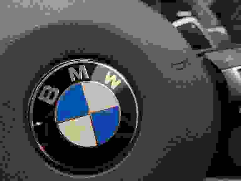 BMW 5 SERIES Photo spincar-fd9ac7ed76f1bf01c547c4a2b374e8766cc84eea.jpg
