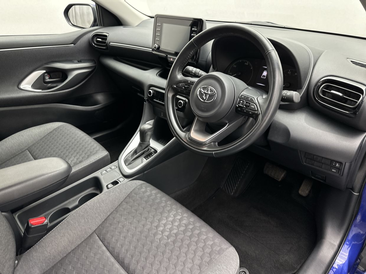 Toyota Yaris Photo 15