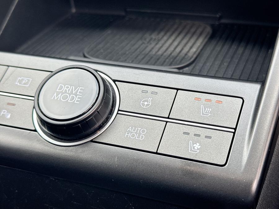 Hyundai KONA Photo spincar-fdf01284b398ccf9eb47e13dbb7908cb3dc42500.jpg