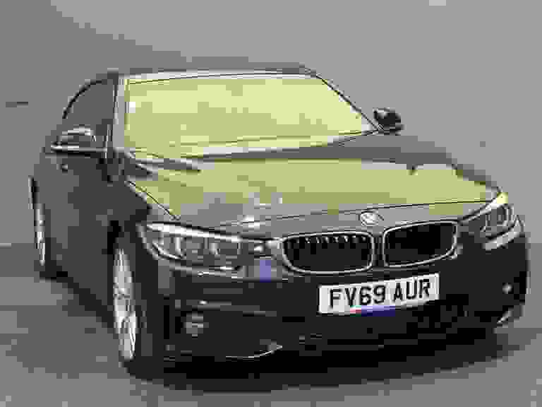 BMW 4 SERIES GRAN COUPE Photo spincar-ff155e9546b9d1bd8c725609d7a50364760bf6e3.jpg