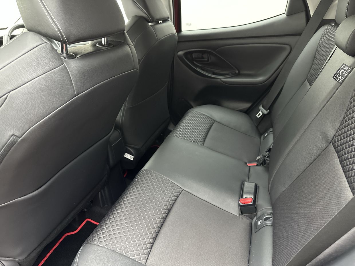 Mazda 2 Hybrid Photo 17
