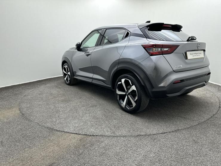 Nissan JUKE Photo spincar-ff8e2804dcfef9f50c22598eabbdd14d32ed6618.jpg