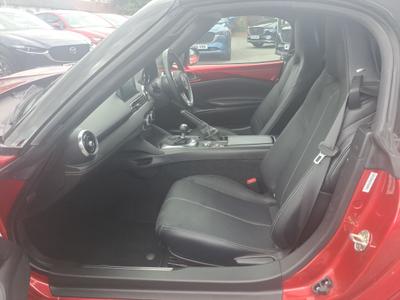 Mazda MX-5 Photo 23