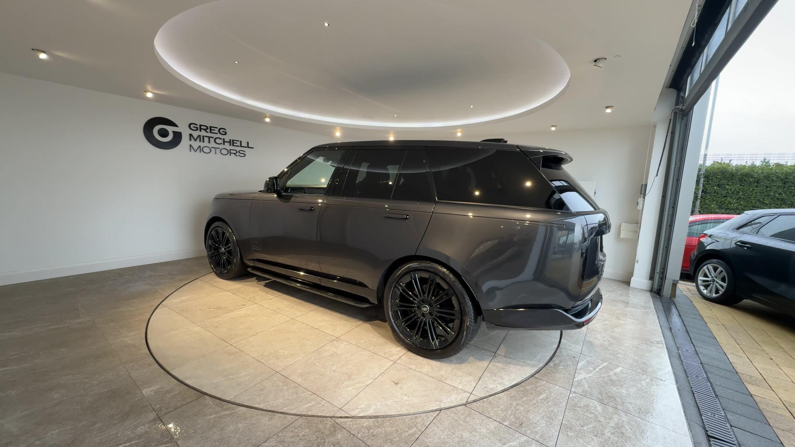 2023 Land Rover RANGE ROVER 3.0 D350 Autobiography 4dr Auto - vehicle photo 5 for sale on PureCar
