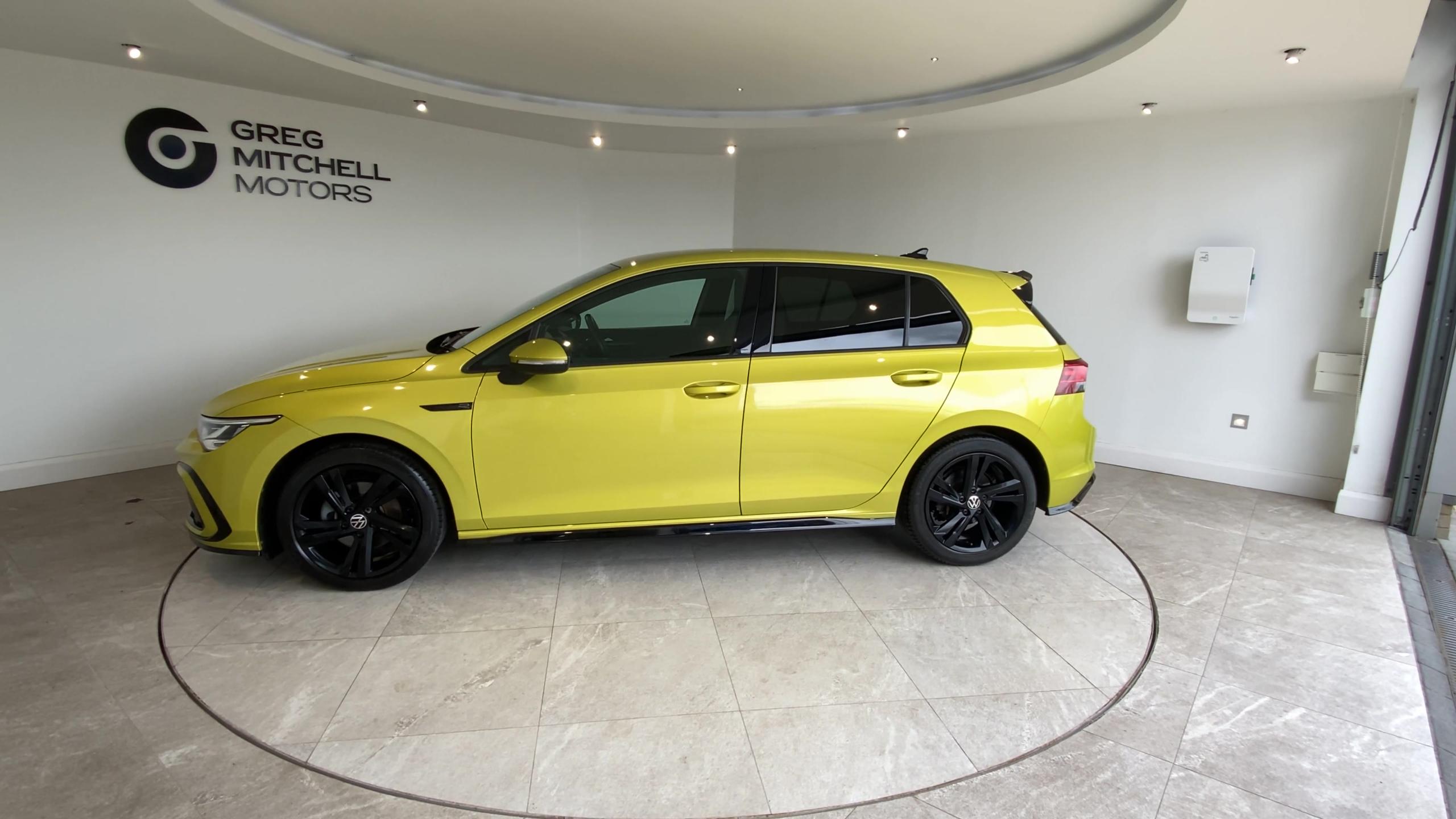 2021 Volkswagen GOLF 1.5 eTSI 150 R-Line 5dr DSG - vehicle photo 9 for sale on PureCar