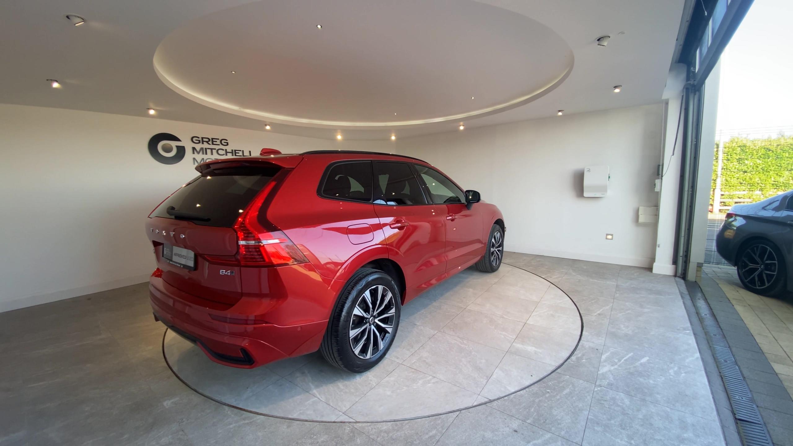 2023 Volvo XC60 2.0 B4D Plus Dark 5dr AWD Geartronic - vehicle photo 7 for sale on PureCar