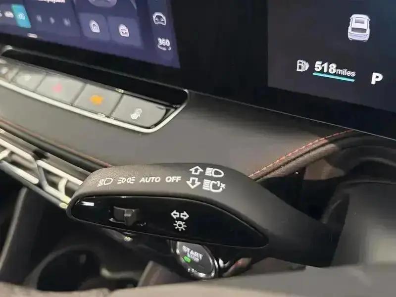 2026 MG HS 1.5 T-GDI Hybrid+ Trophy 5dr Auto - vehicle photo 17 for sale on PureCar