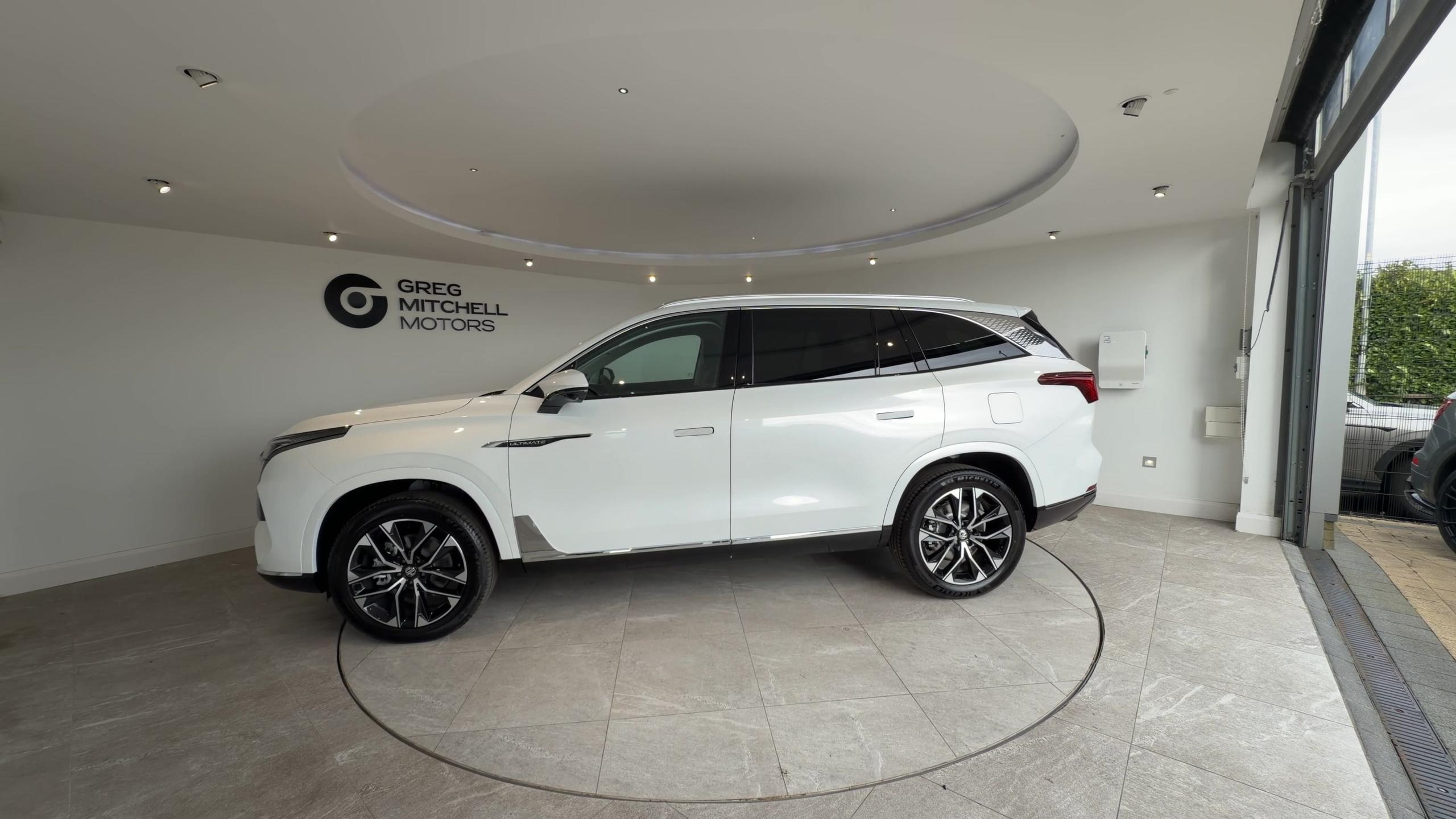 2026 MG MGS9 1.5 T-GDI PHEV Premium 5dr Auto - vehicle photo 4 for sale on PureCar