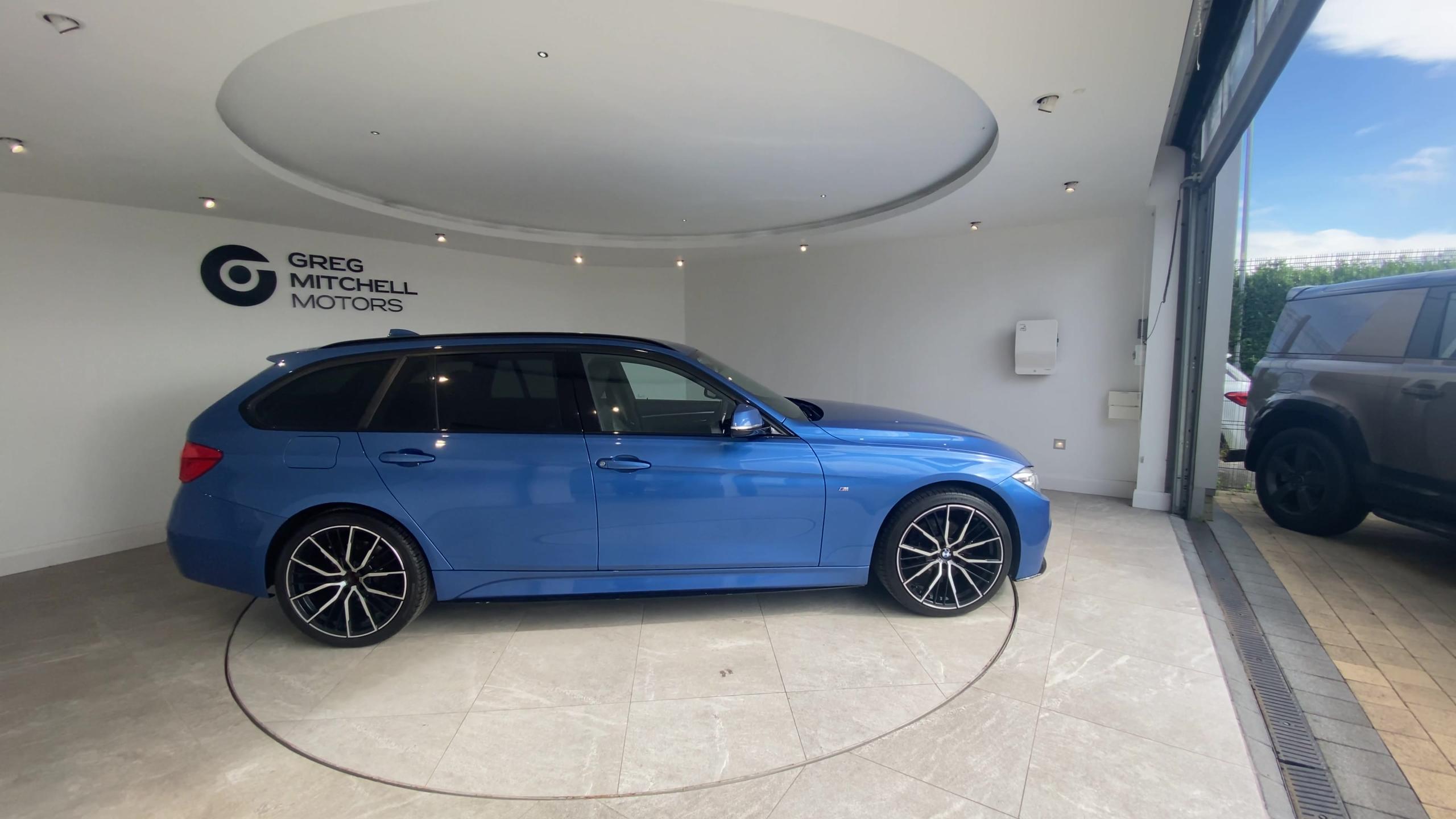2018 BMW 3 SERIES 320d xDrive M Sport 5dr Step Auto - vehicle photo 9 for sale on PureCar