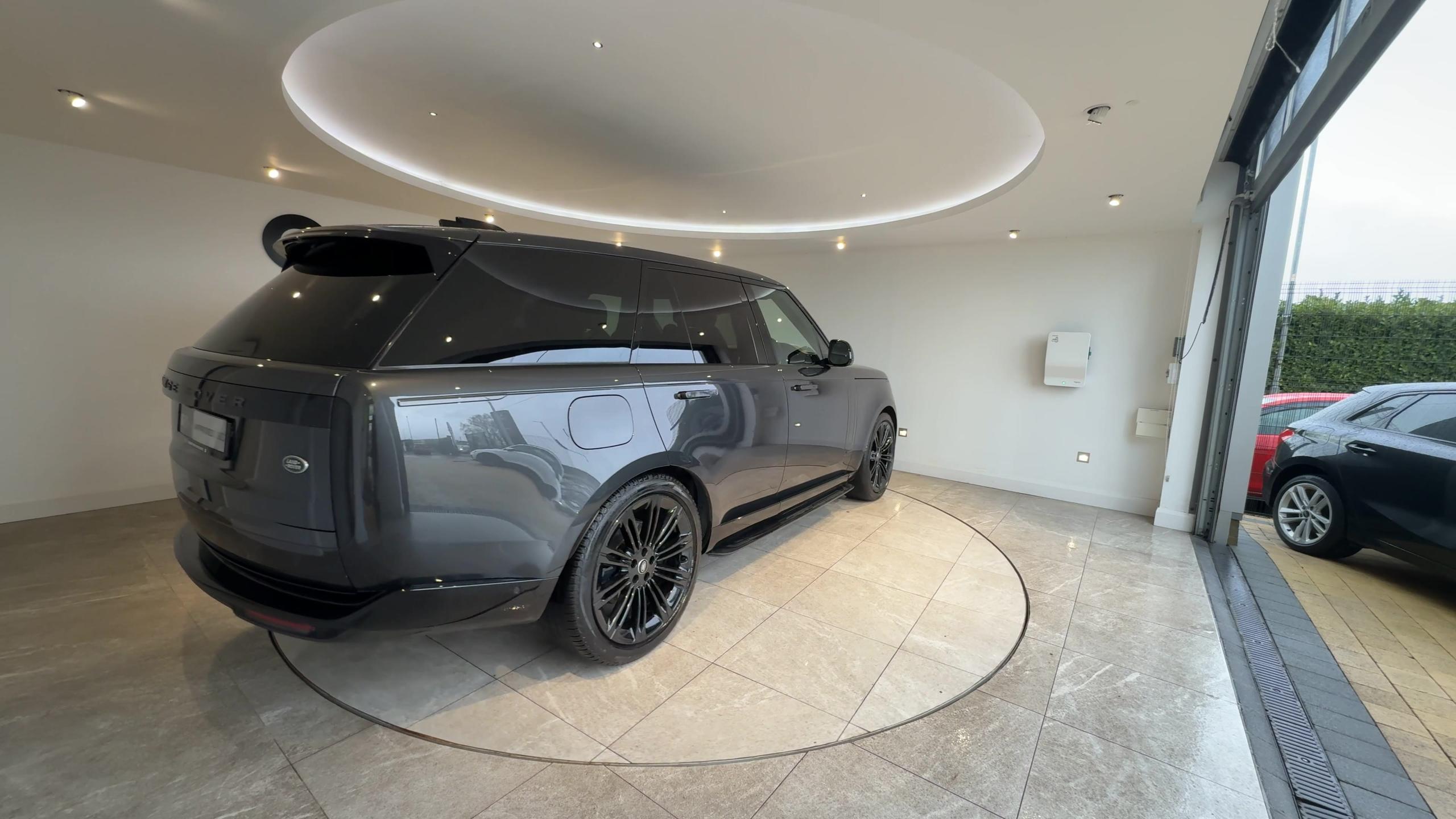 2023 Land Rover RANGE ROVER 3.0 D350 Autobiography 4dr Auto - vehicle photo 7 for sale on PureCar