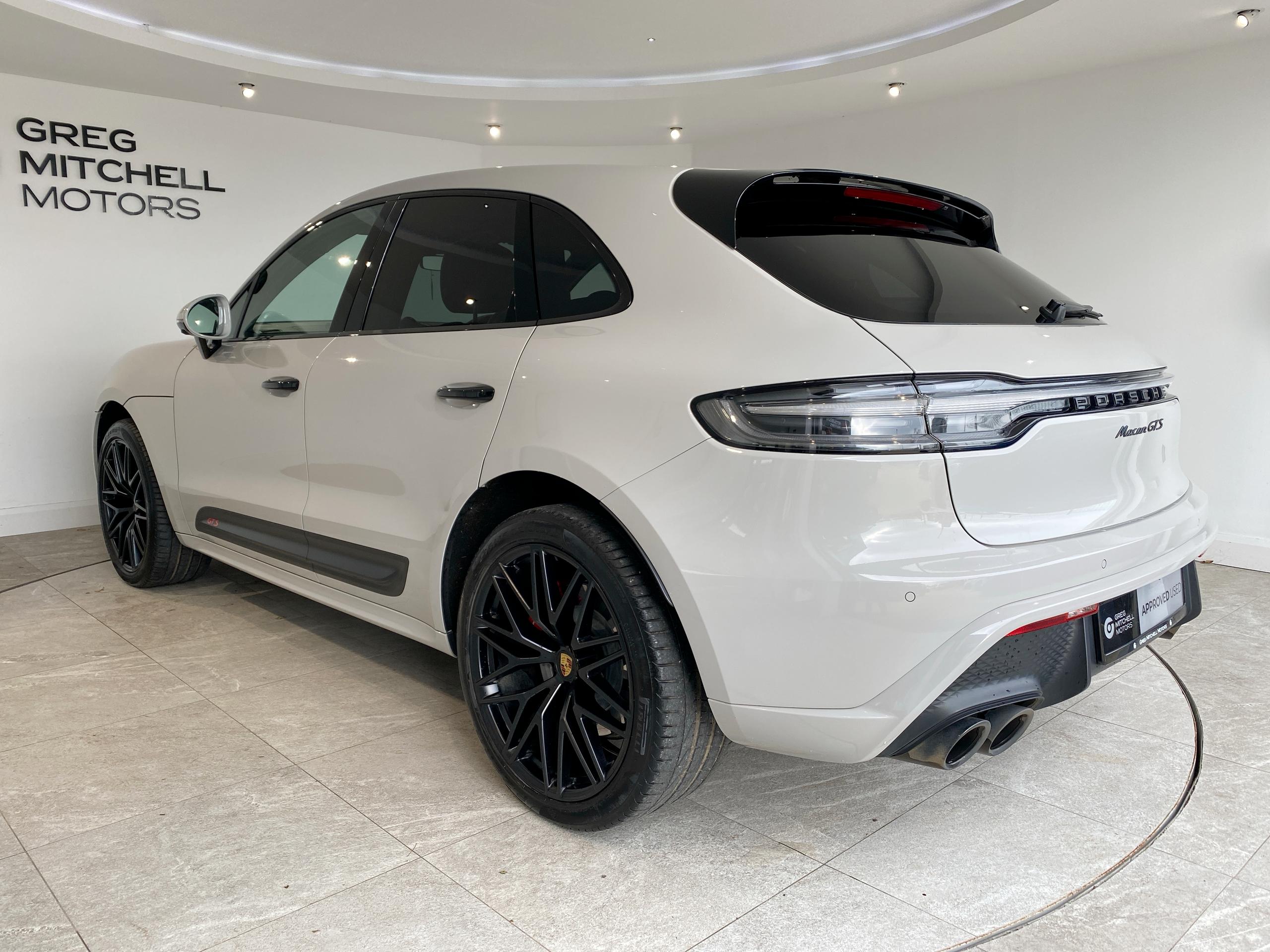 2022 Porsche MACAN GTS 5dr PDK - vehicle photo 13 for sale on PureCar