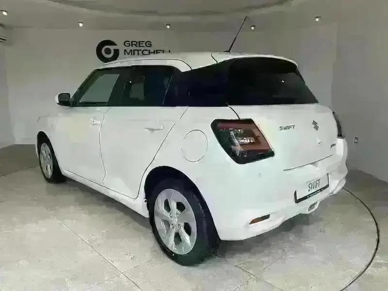 2025 Suzuki SWIFT 1.2 Mild Hybrid Motion 5dr - vehicle photo 6 for sale on PureCar