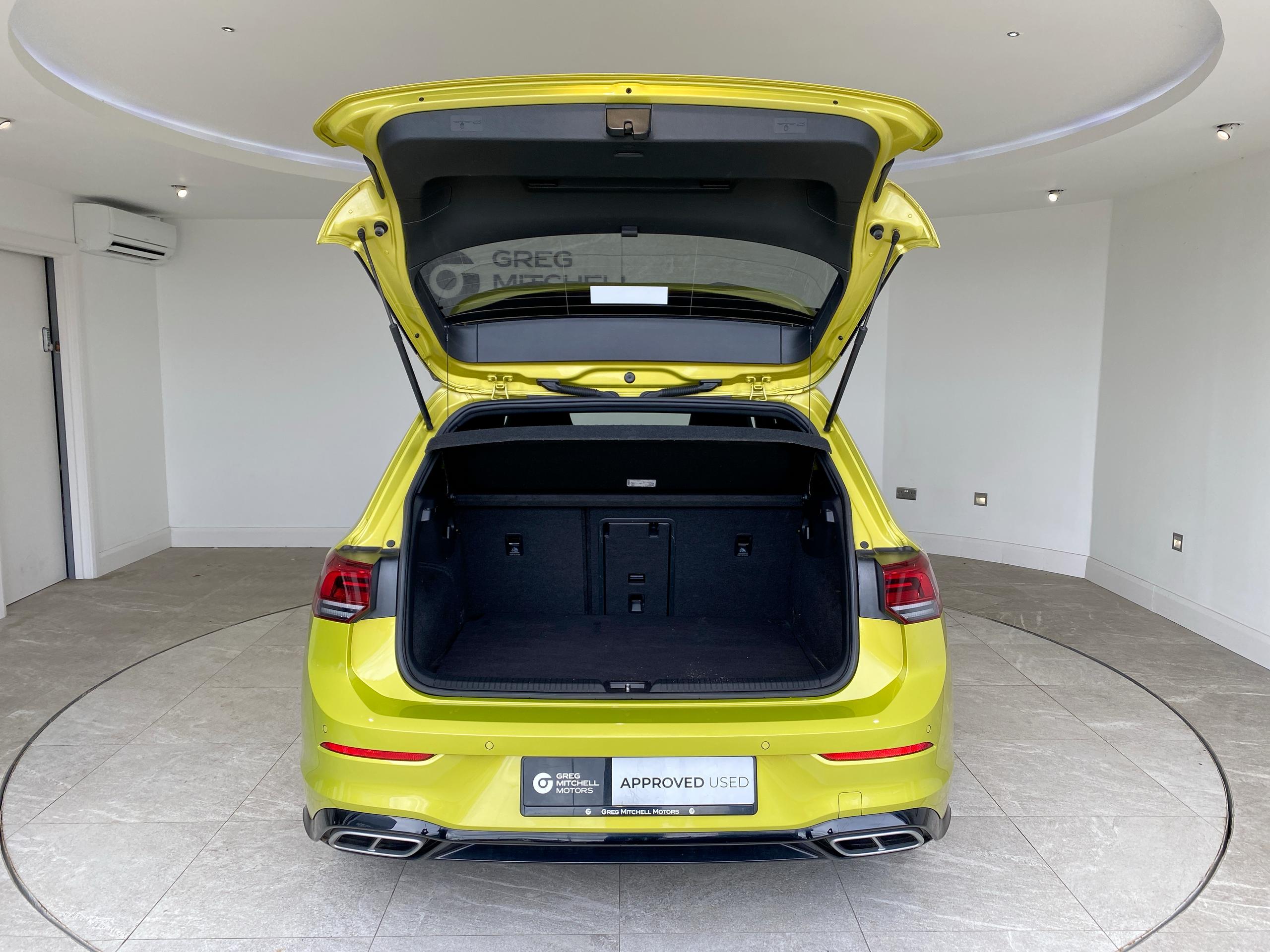 2021 Volkswagen GOLF 1.5 eTSI 150 R-Line 5dr DSG - vehicle photo 15 for sale on PureCar