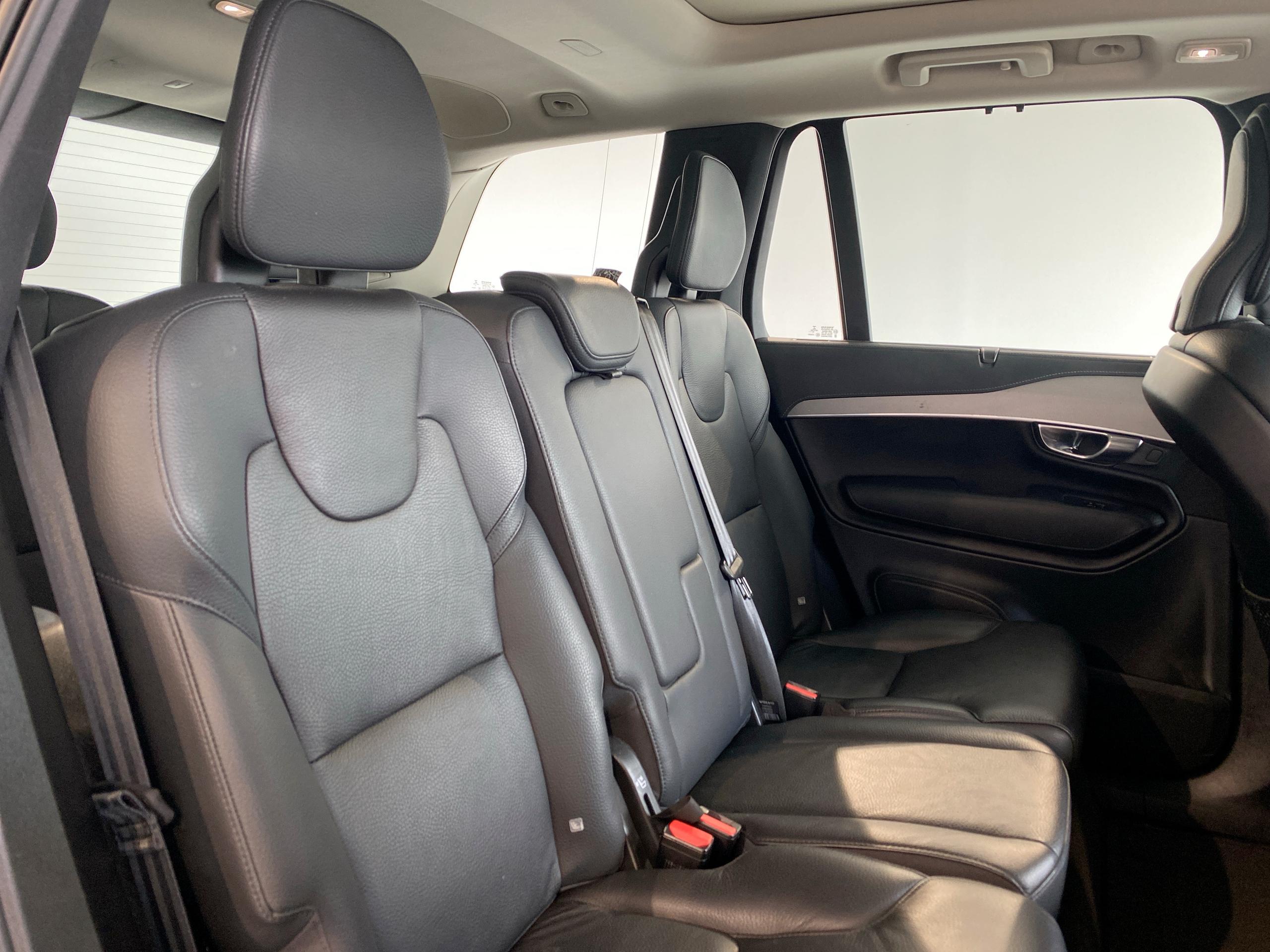 2022 Volvo XC90 2.0 B5D [235] Plus Dark 5dr AWD Geartronic - vehicle photo 23 for sale on PureCar