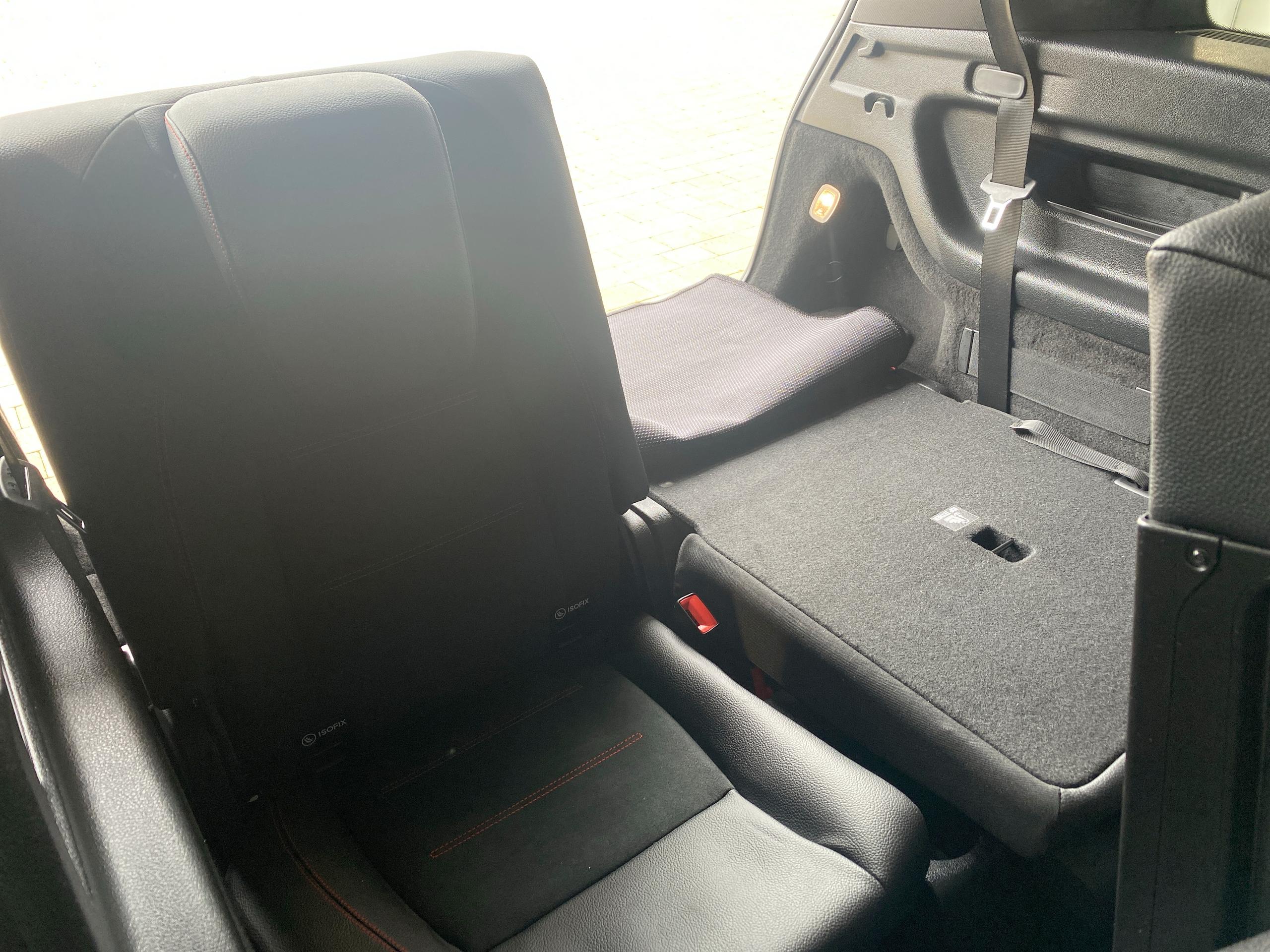 2023 MERCEDES GLB 200 AMG Line Executive 5dr 7G-Tronic - vehicle photo 22 for sale on PureCar