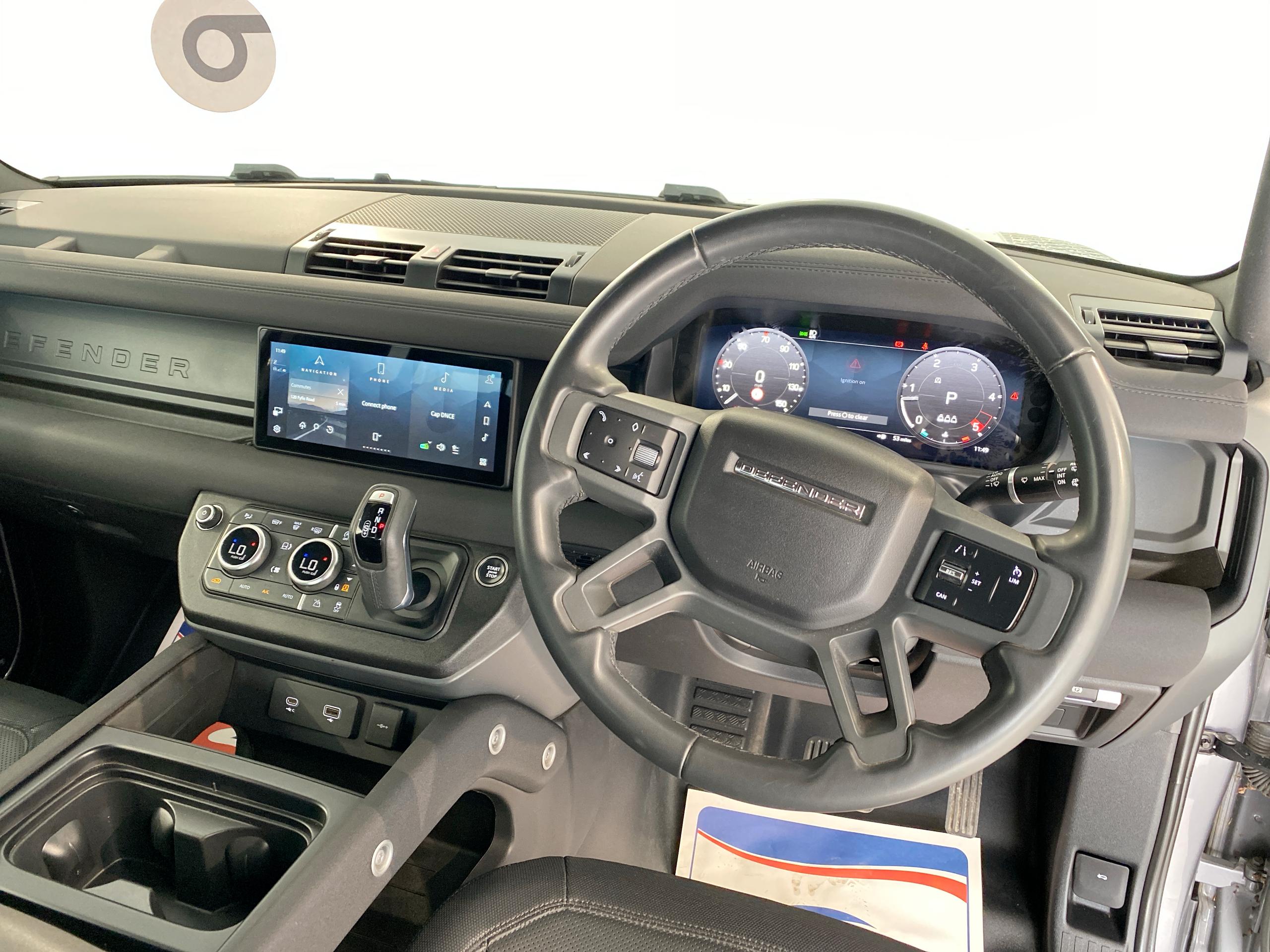 2022 Land Rover DEFENDER 3.0 D250 X-Dynamic SE 90 3dr Auto - vehicle photo 11 for sale on PureCar
