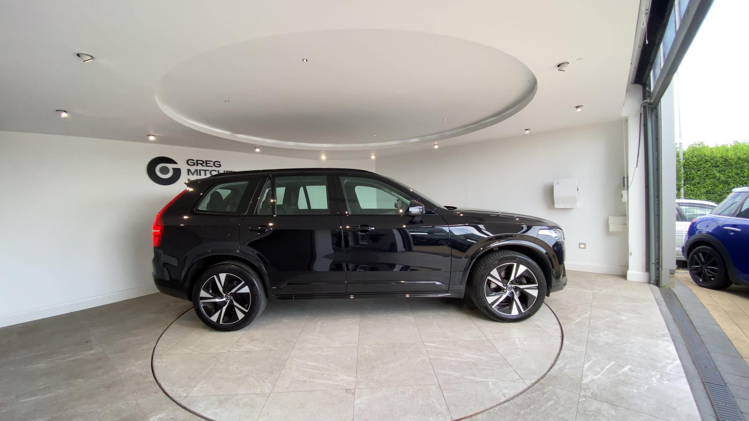 2022 Volvo XC90 2.0 B5D [235] Plus Dark 5dr AWD Geartronic - vehicle photo 9 for sale on PureCar