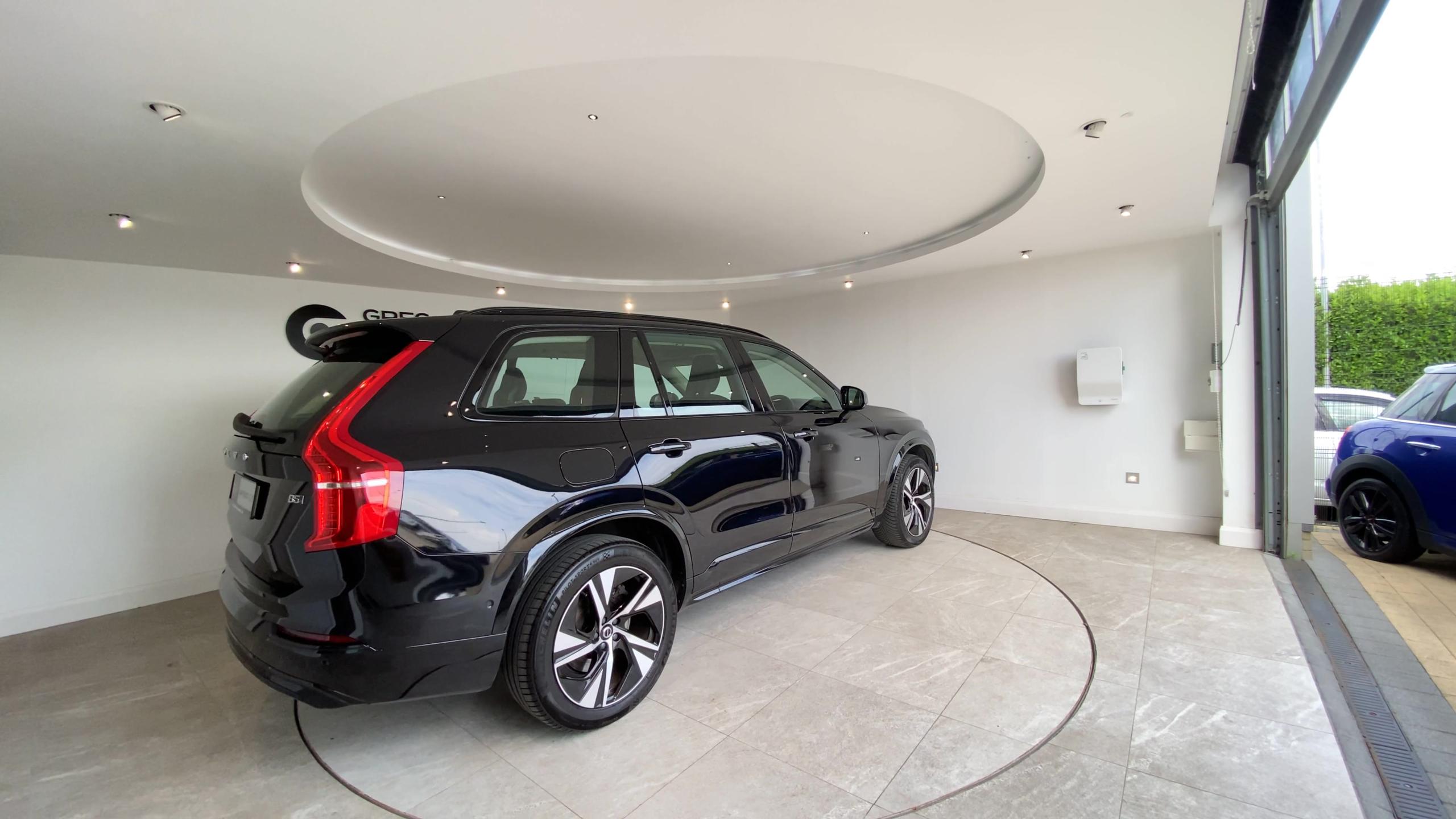 2022 Volvo XC90 2.0 B5D [235] Plus Dark 5dr AWD Geartronic - vehicle photo 8 for sale on PureCar