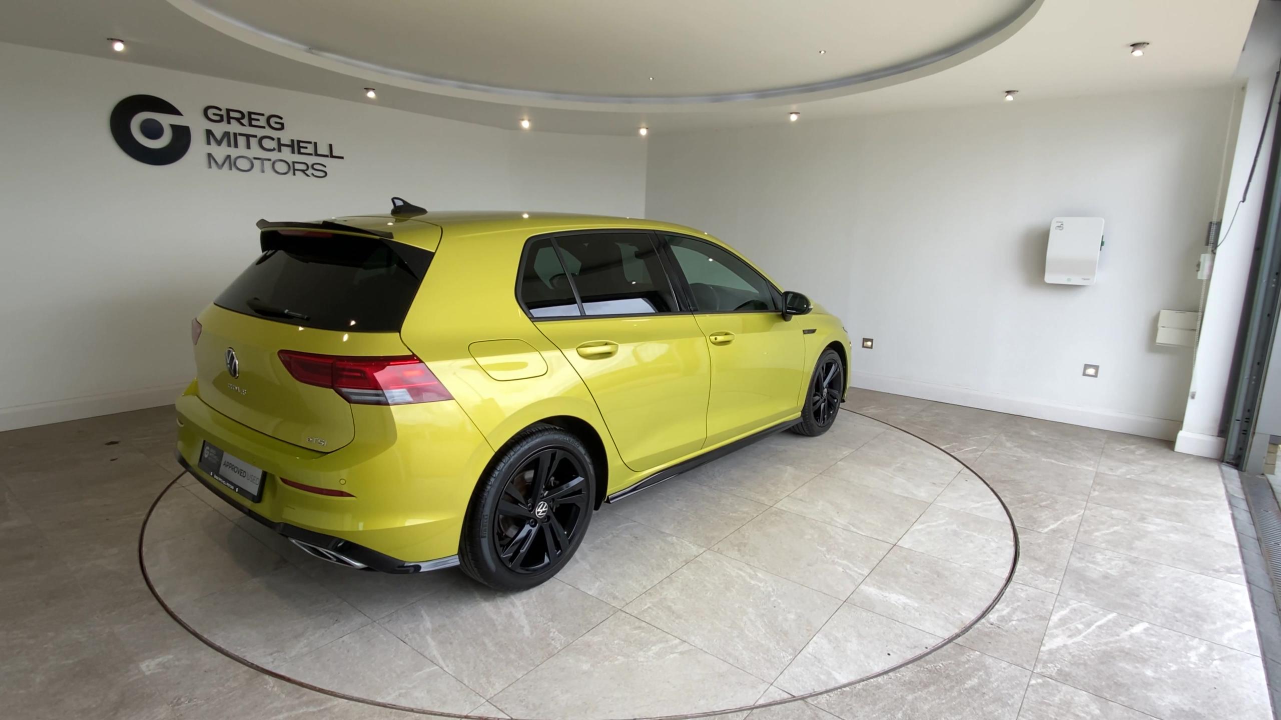 2021 Volkswagen GOLF 1.5 eTSI 150 R-Line 5dr DSG - vehicle photo 4 for sale on PureCar