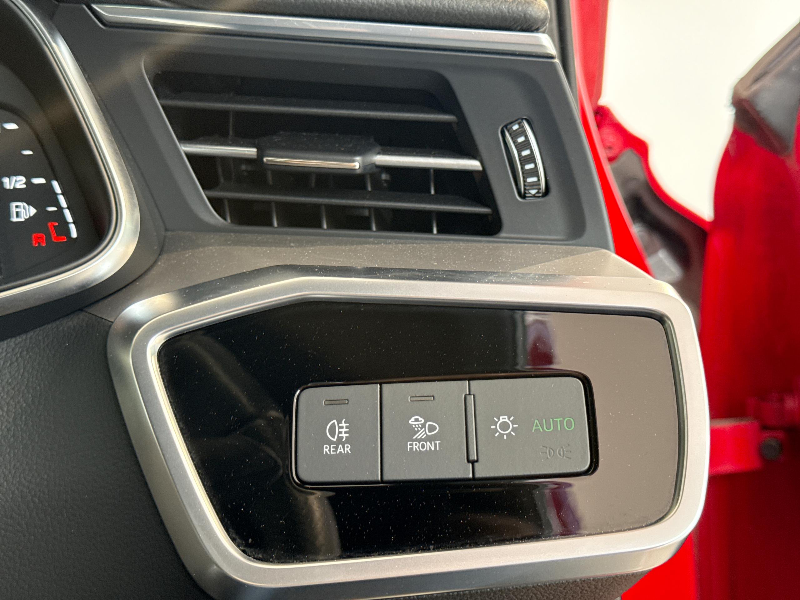 2023 Audi A6 50 TFSI e 17.9kWh Qtro S Line 5dr S Tronic - vehicle photo 27 for sale on PureCar