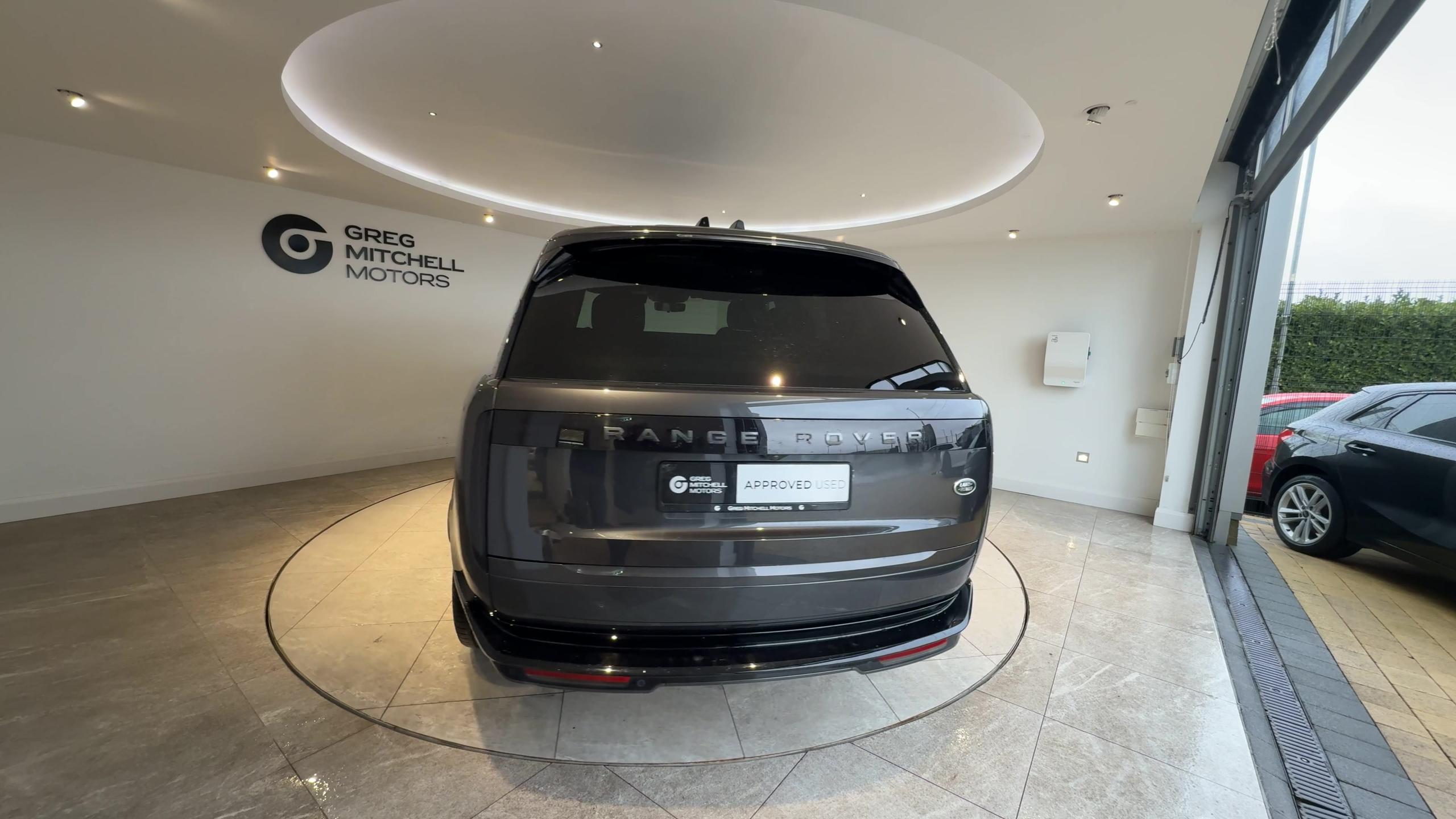 2023 Land Rover RANGE ROVER 3.0 D350 Autobiography 4dr Auto - vehicle photo 6 for sale on PureCar