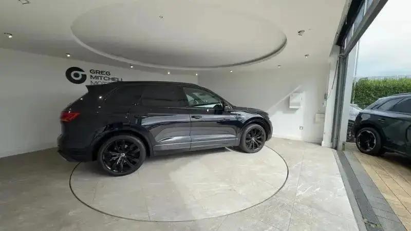 2022 Volkswagen TOUAREG 3.0 V6 TDI 4Motion 286 Black Edition 5dr Tip Auto - vehicle photo 5 for sale on PureCar
