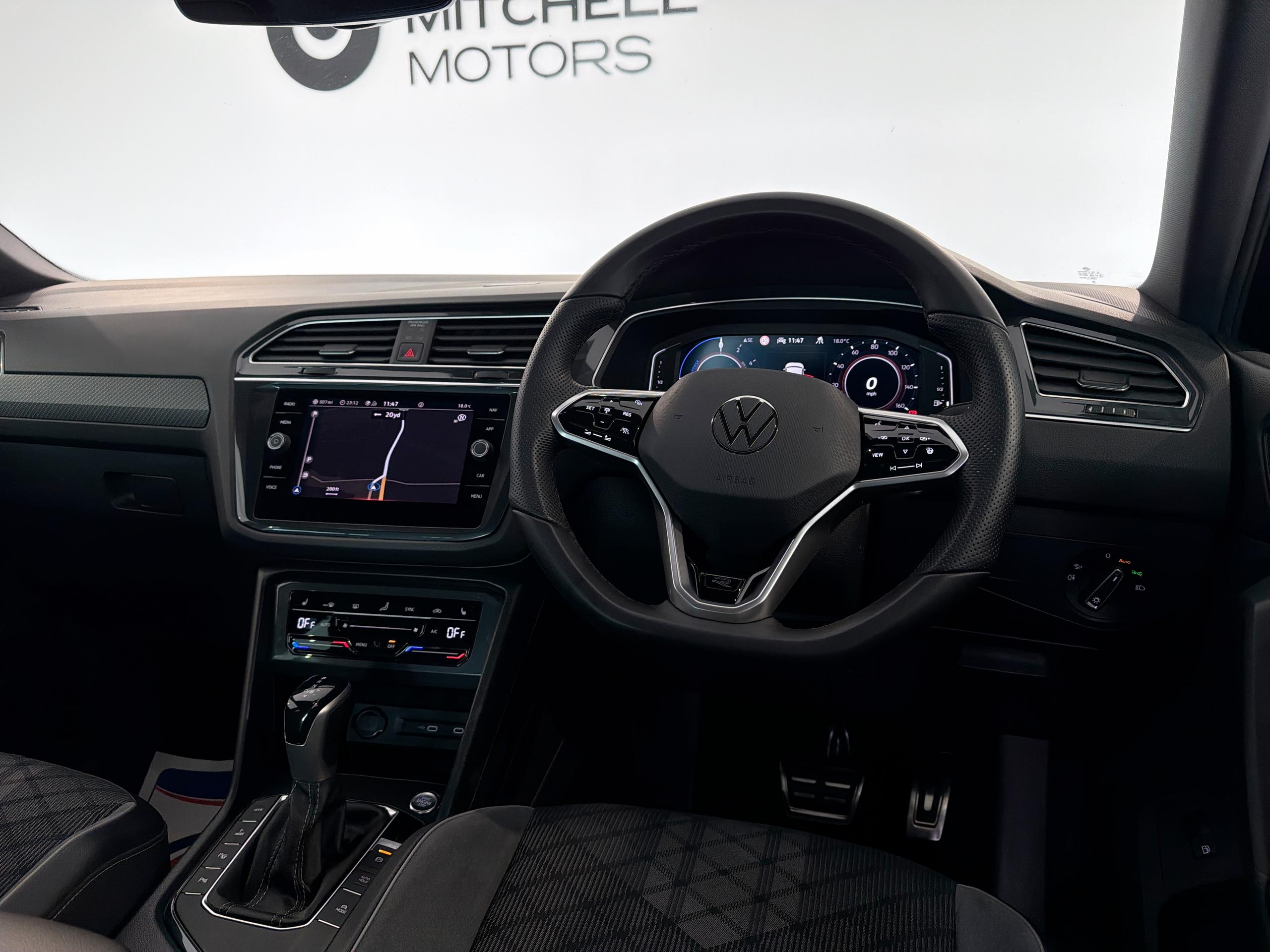 2023 Volkswagen TIGUAN 1.4 TSI eHybrid R-Line 5dr DSG - vehicle photo 19 for sale on PureCar