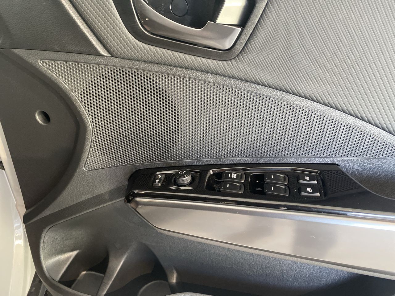 2025 KGM TIVOLI 1.5 K40 5dr Auto - vehicle photo 23 for sale on PureCar