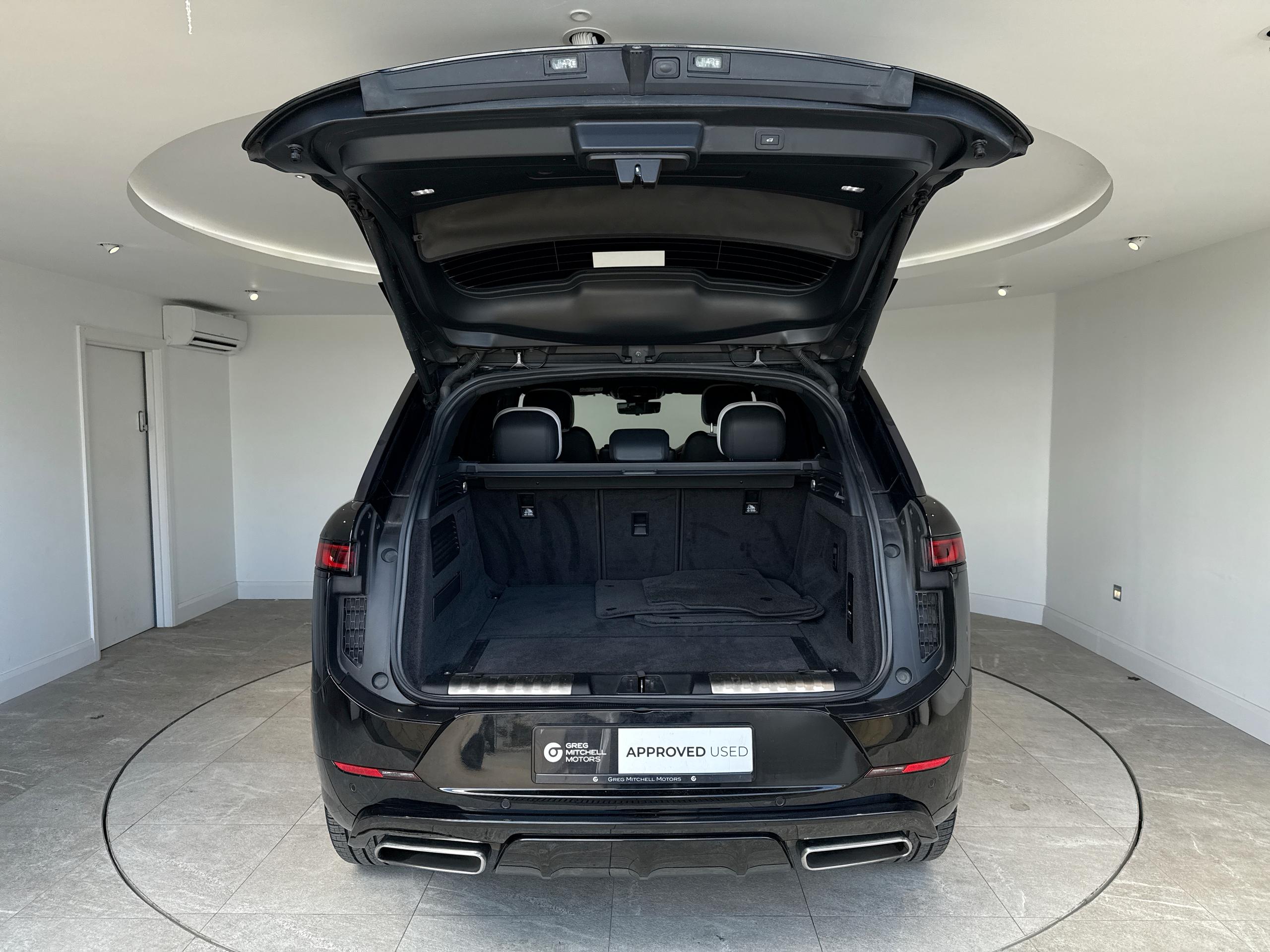2023 Land Rover RANGE ROVER SPORT 3.0 P510e First Edition 5dr Auto - vehicle photo 7 for sale on PureCar