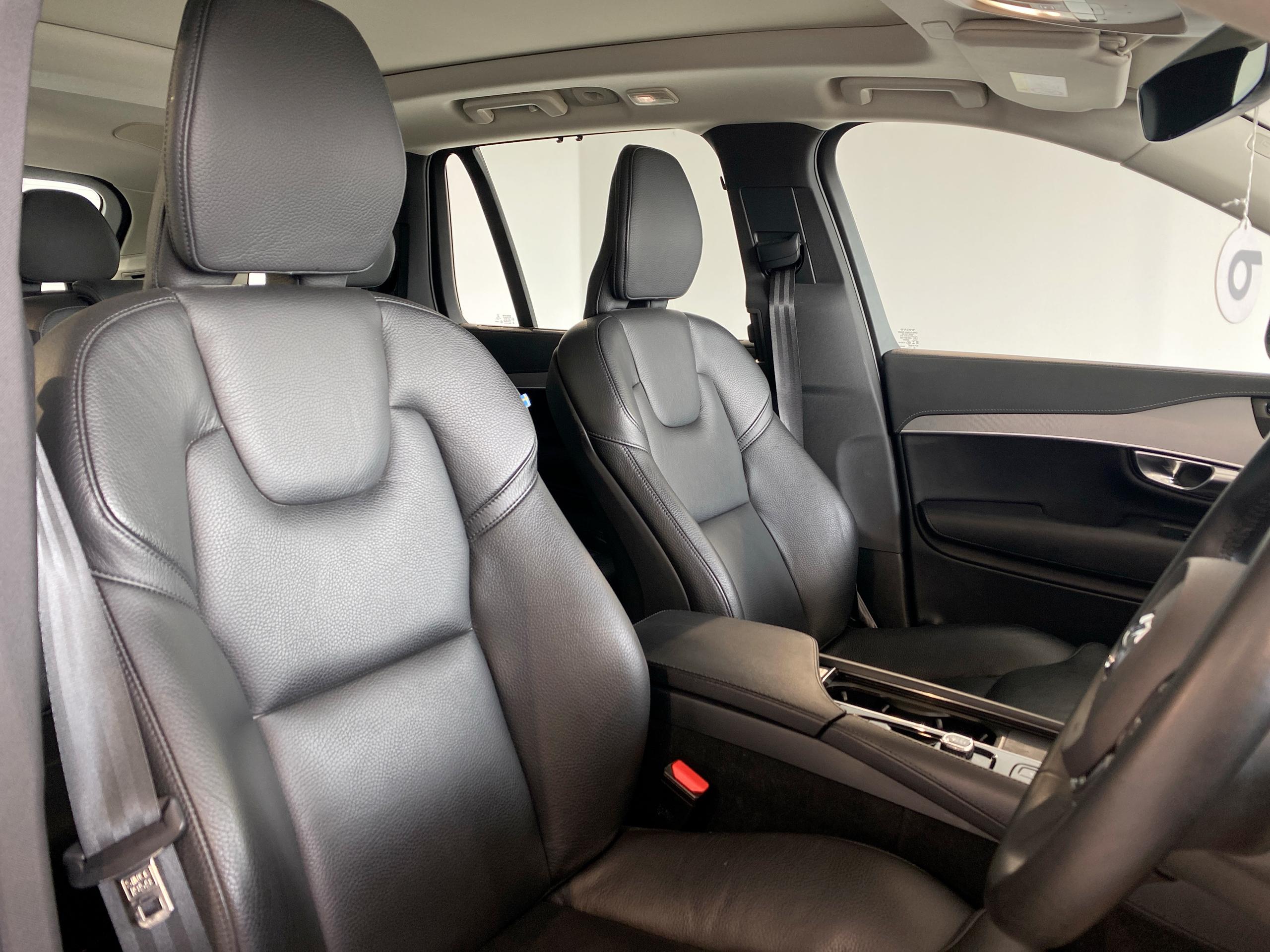 2022 Volvo XC90 2.0 B5D [235] Plus Dark 5dr AWD Geartronic - vehicle photo 18 for sale on PureCar