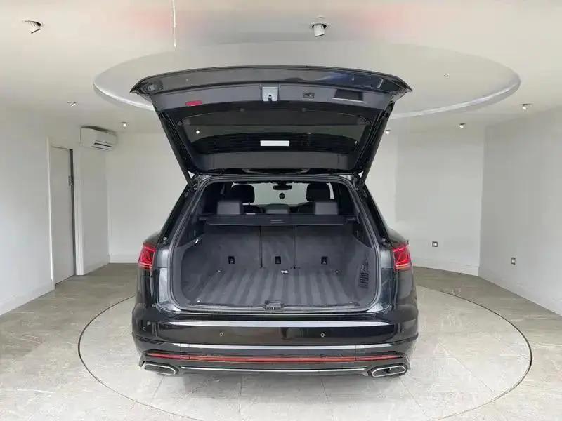 2022 Volkswagen TOUAREG 3.0 V6 TDI 4Motion 286 Black Edition 5dr Tip Auto - vehicle photo 14 for sale on PureCar