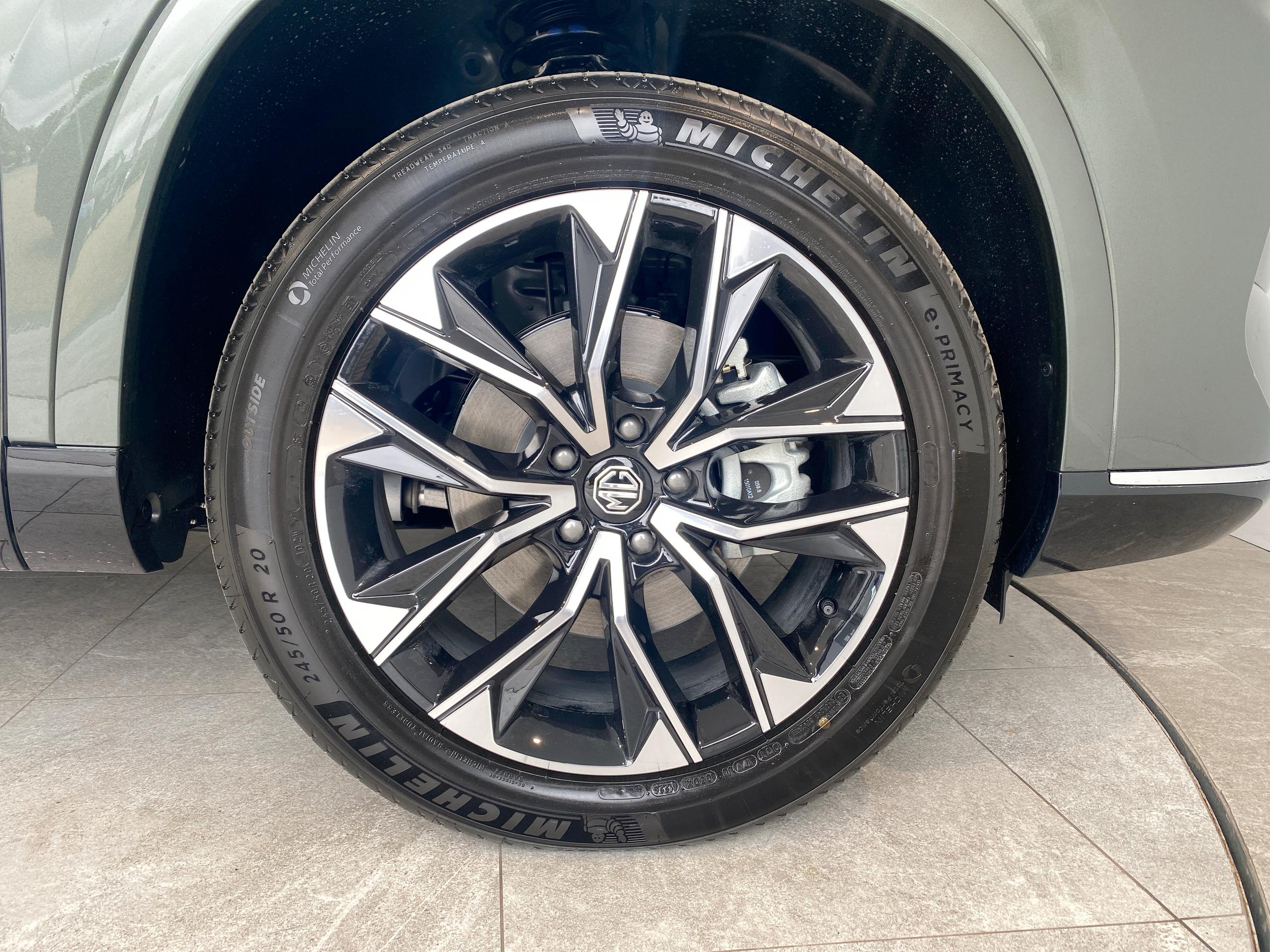2026 MG MGS9 1.5 T-GDI PHEV Comfort 5dr Auto - vehicle photo 16 for sale on PureCar