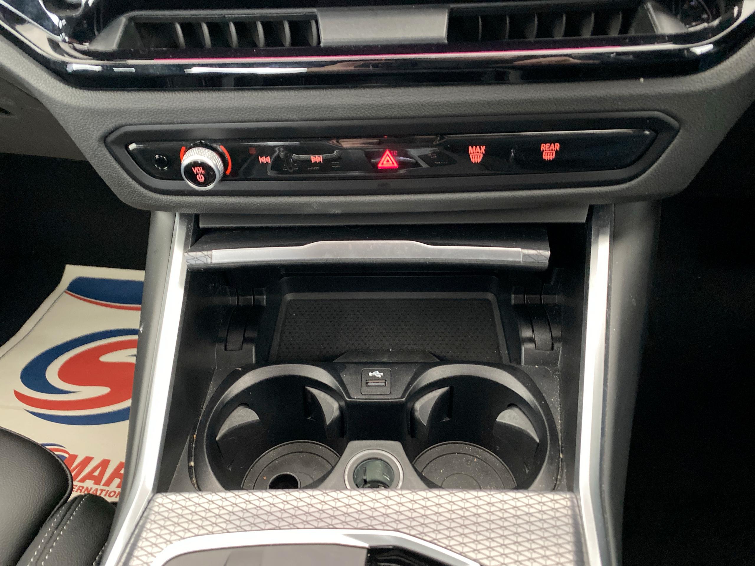 2025 BMW 3 SERIES 330e 22.3 kWh M Sport 4dr Step Auto - vehicle photo 31 for sale on PureCar