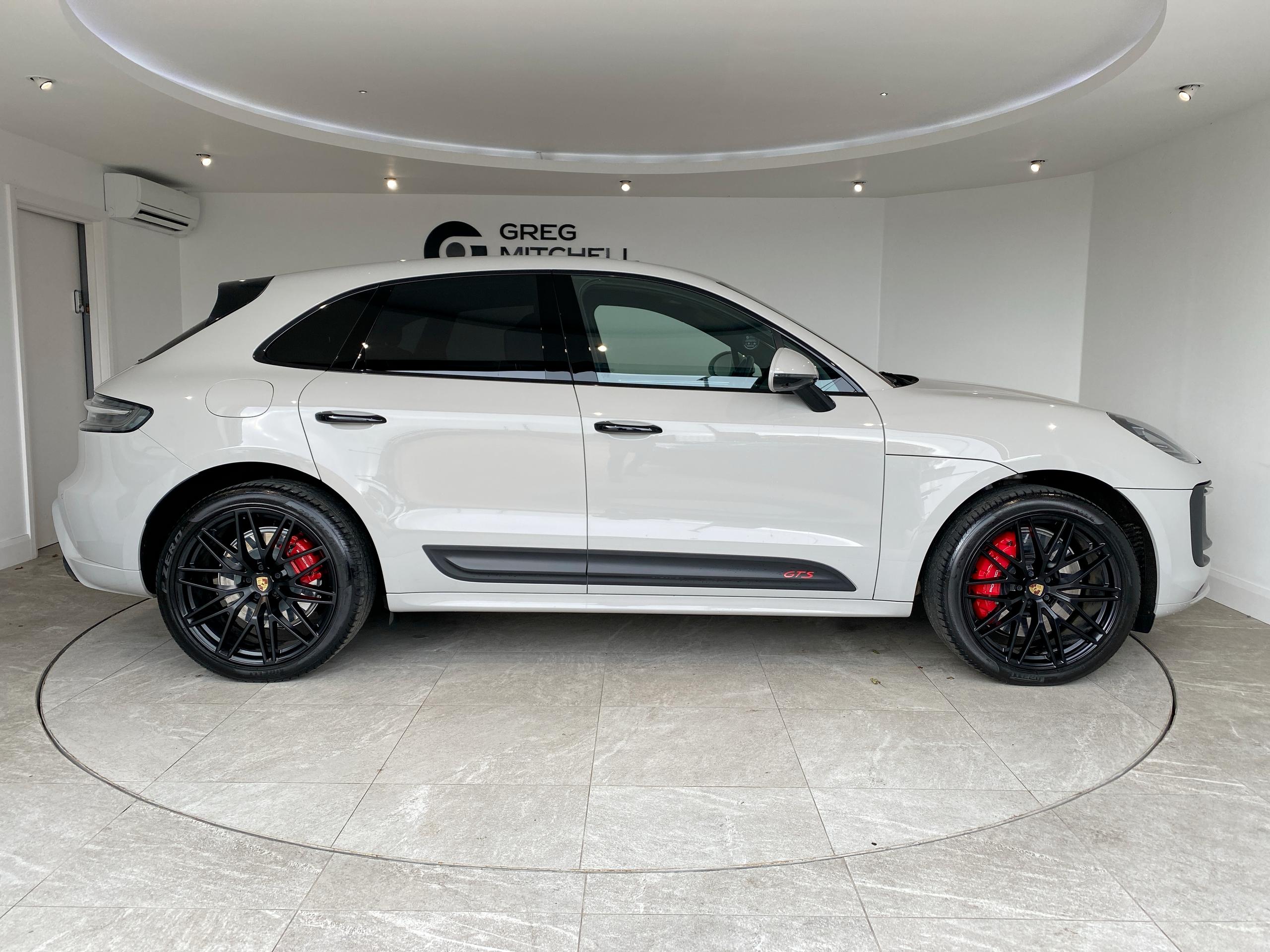 2022 Porsche MACAN GTS 5dr PDK - vehicle photo 12 for sale on PureCar