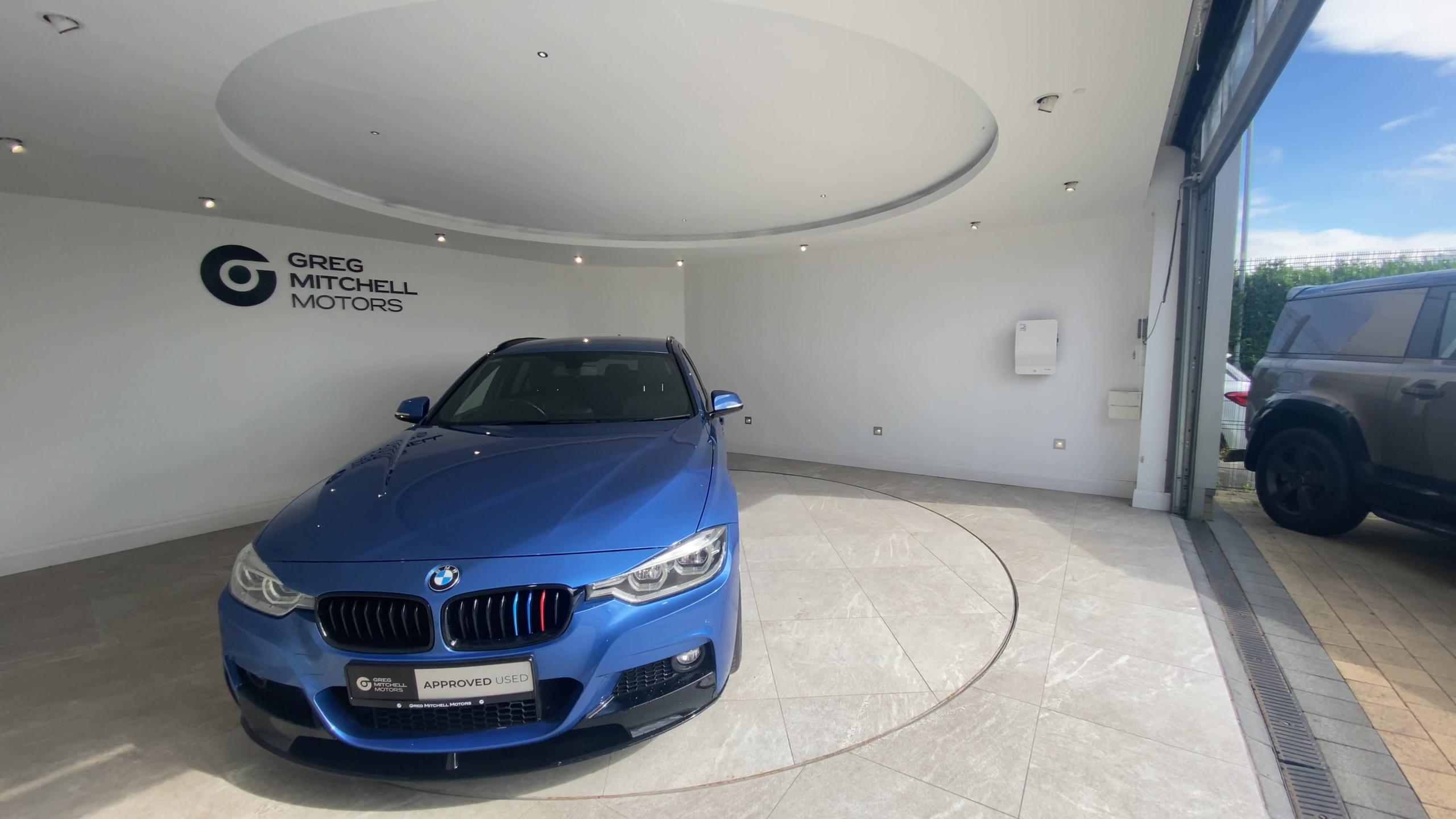2018 BMW 3 SERIES 320d xDrive M Sport 5dr Step Auto - vehicle photo 3 for sale on PureCar