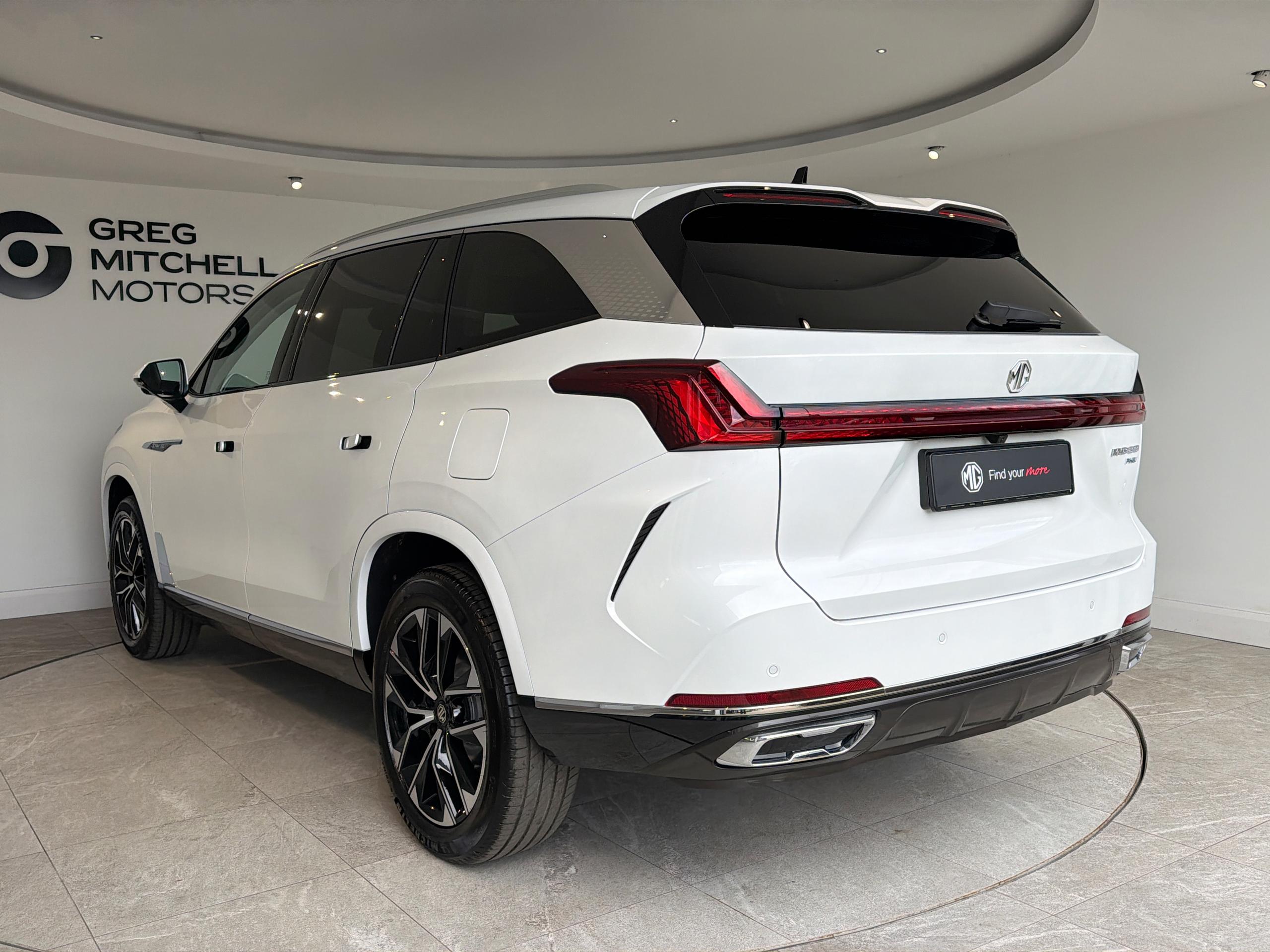 2026 MG MGS9 1.5 T-GDI PHEV Premium 5dr Auto - vehicle photo 14 for sale on PureCar