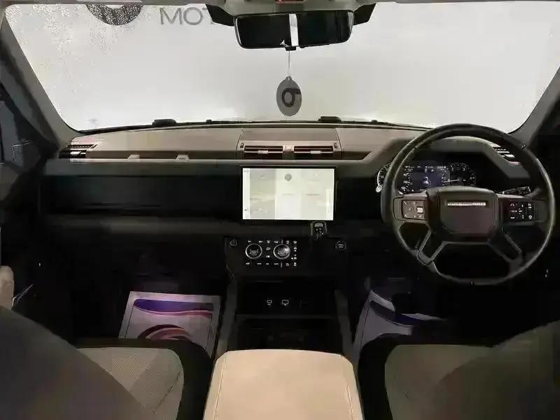 2023 Land Rover DEFENDER 3.0 D250 X-Dynamic HSE 110 5dr Auto - vehicle photo 18 for sale on PureCar