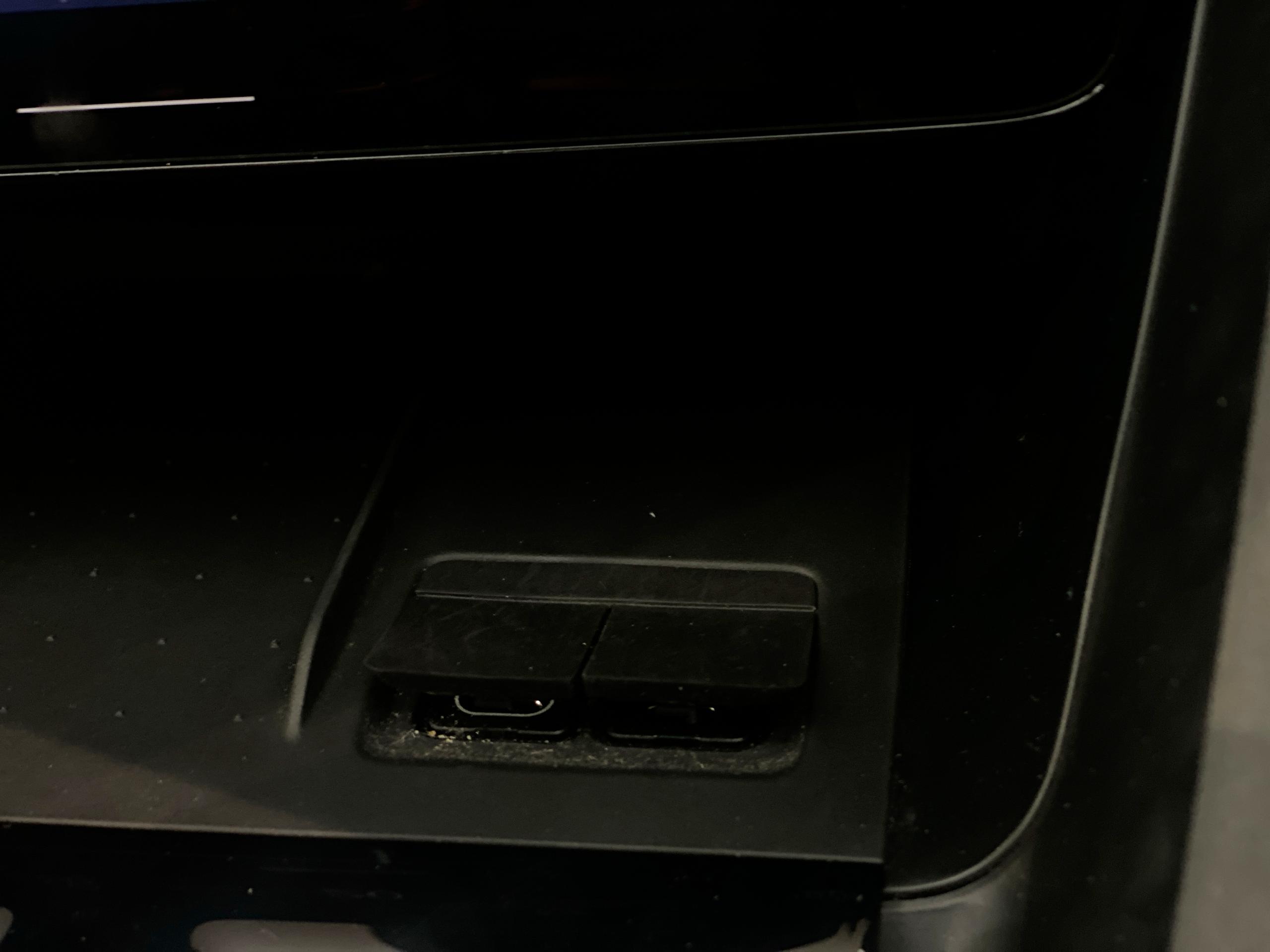 2022 Polestar 300kW 78kWh Long Range Dual motor 5dr 4WD Auto - vehicle photo 34 for sale on PureCar
