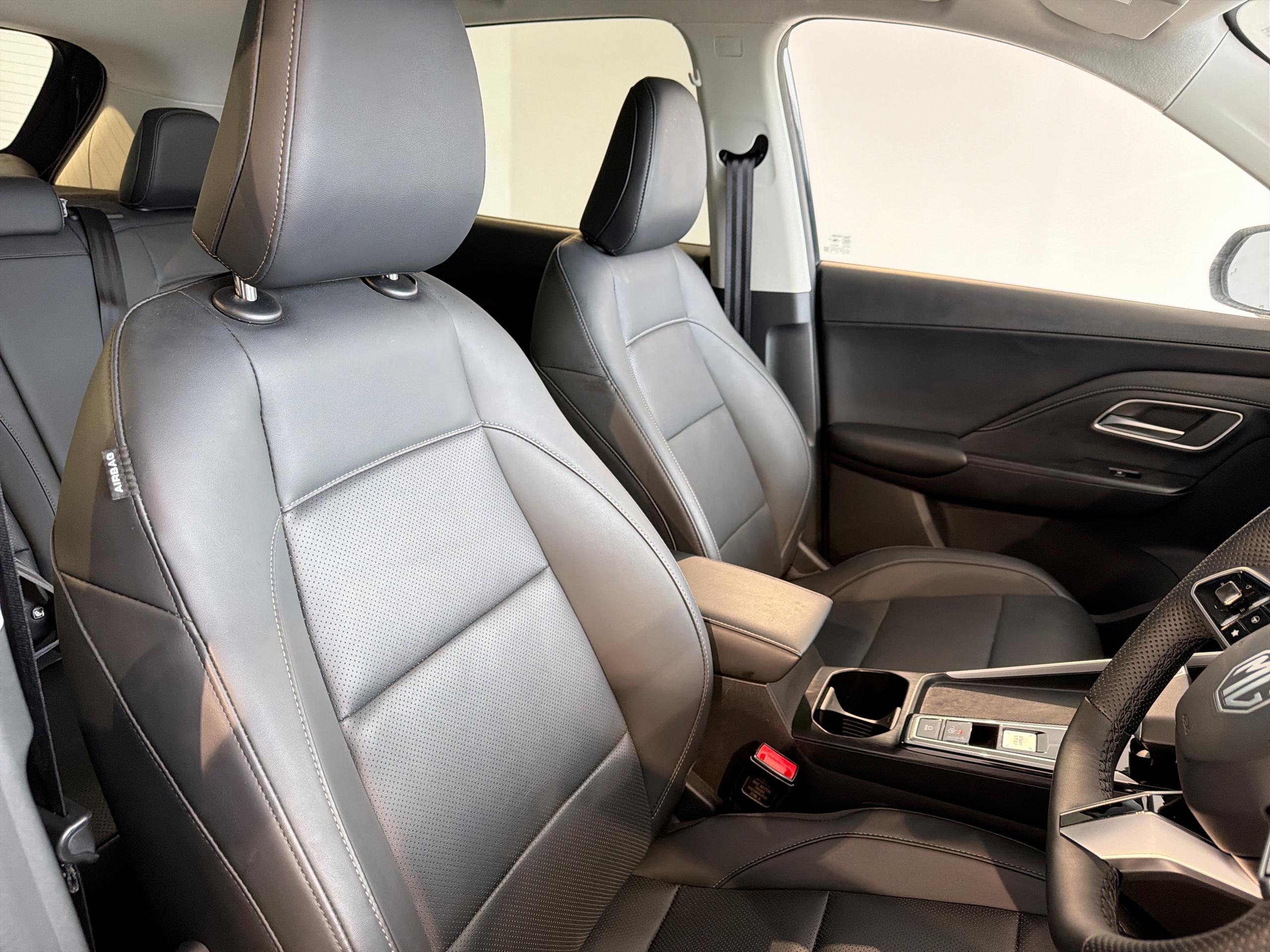 2026 MG ZS 1.5 Hybrid+ Trophy 5dr Auto - vehicle photo 17 for sale on PureCar